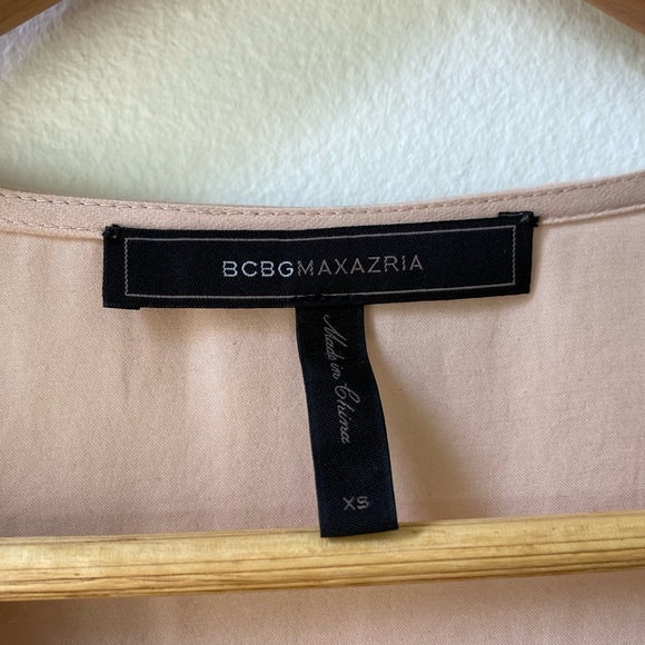 BCBG Ruffle Top - Picture 3 of 4